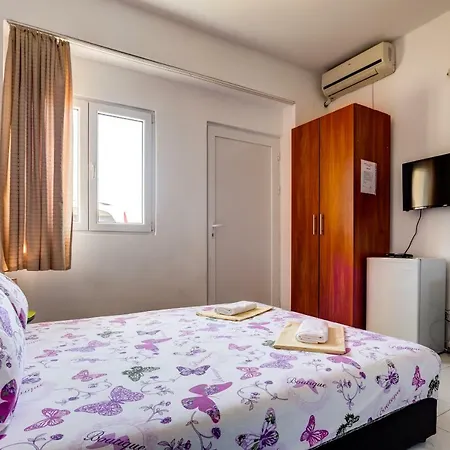 Stars Ii Apartment
