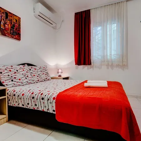Stars Ii Apartment Budva