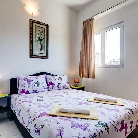 Stars Ii Apartment Budva
